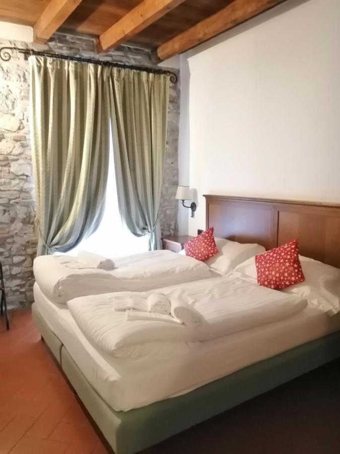 בית הארחה Clanezzo 	Cascina Belvedi מראה חיצוני תמונה