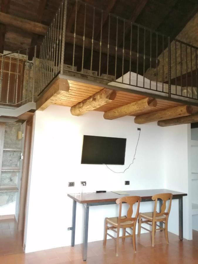 בית הארחה Clanezzo 	Cascina Belvedi מראה חיצוני תמונה